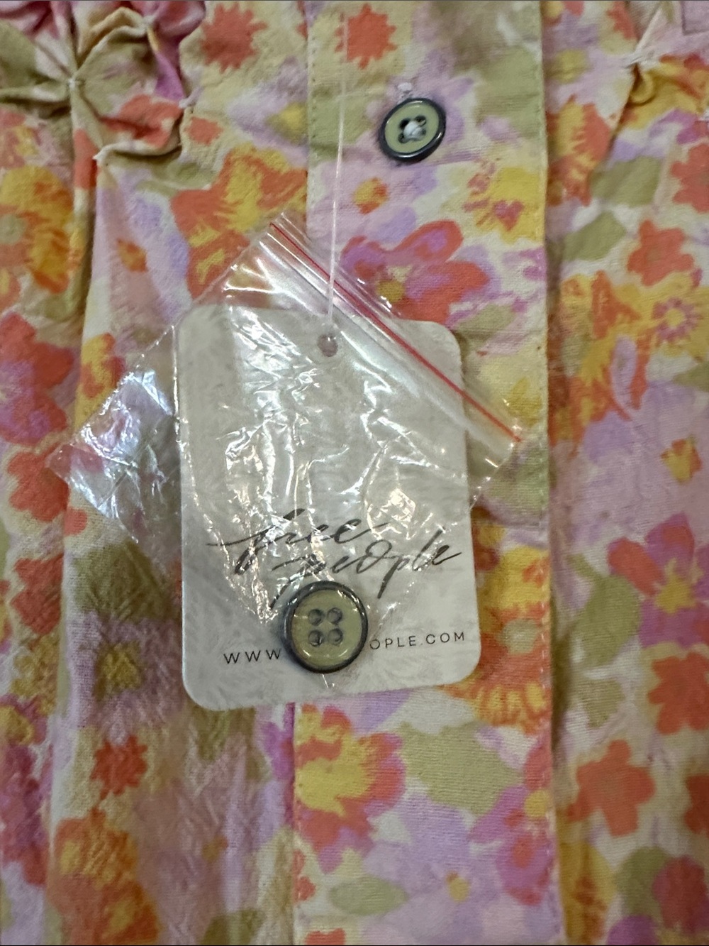 BWT Free People Women's Floral Off-Shoulder Button Front Top - Pink & Yellow - Picture 6 of 11